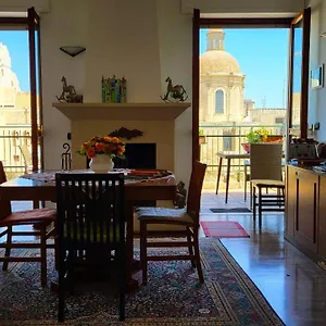 Attico Barocco Bed and breakfast